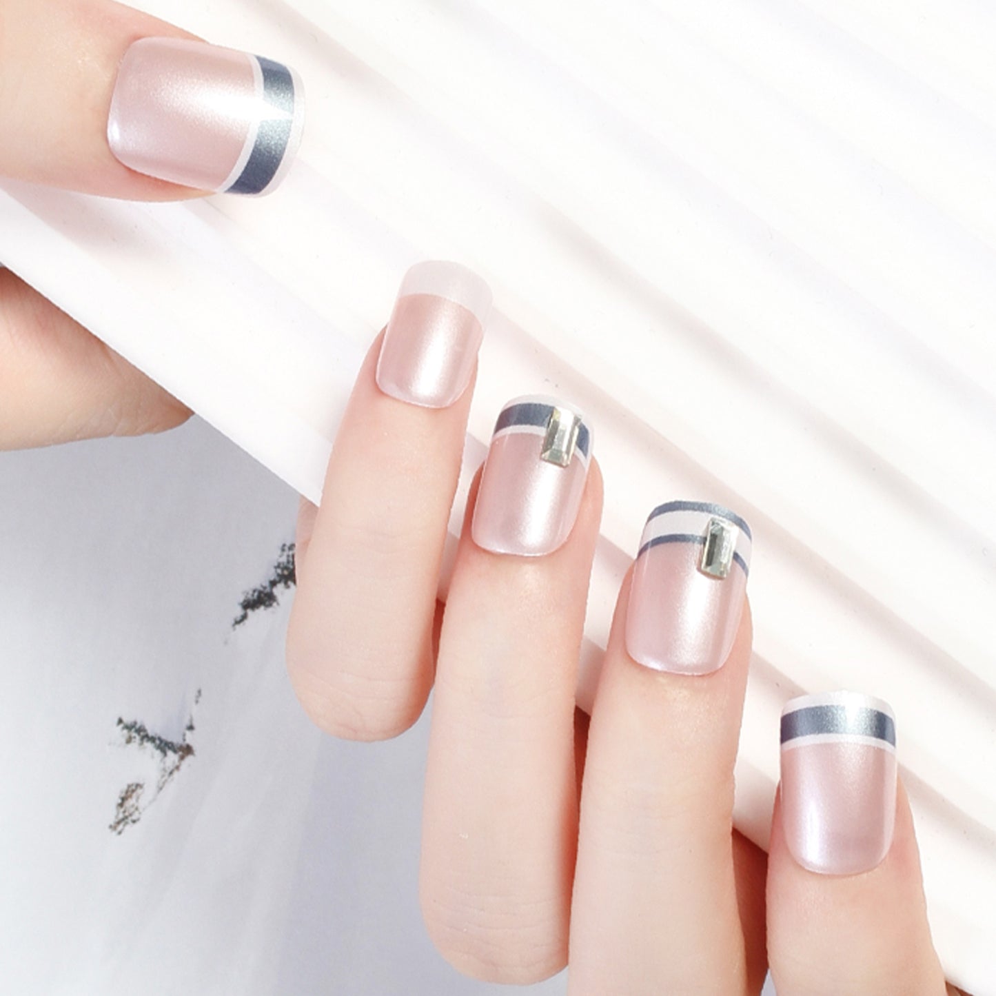 Press on Nails-UW-XKQ-002